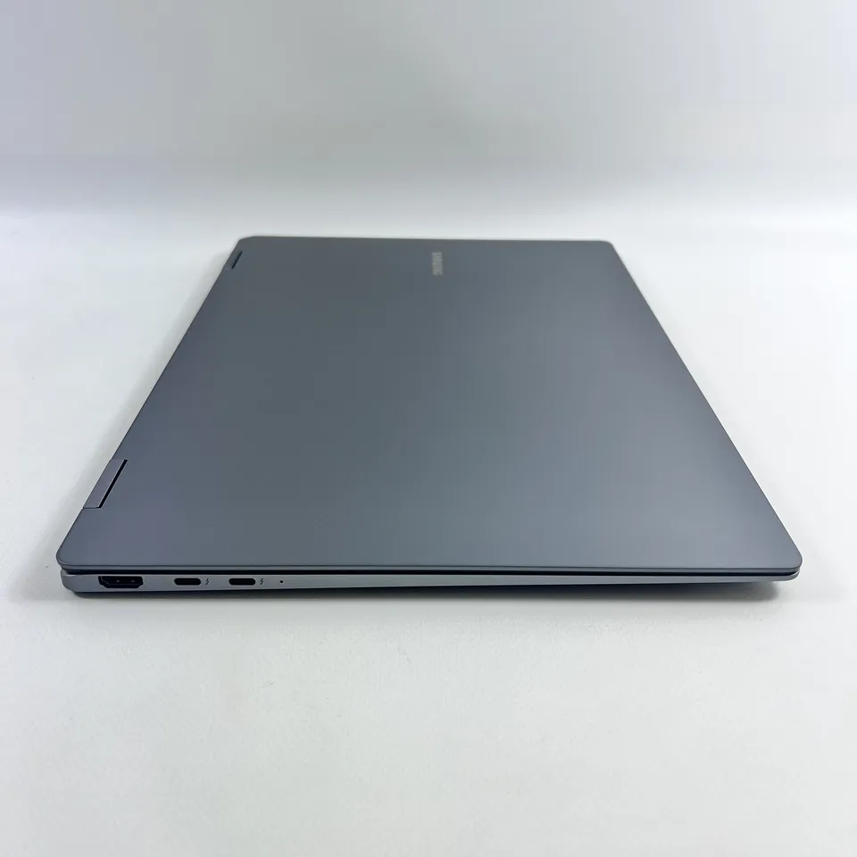 Samsung Galaxy Book5 Pro 360 16" — фото 3
