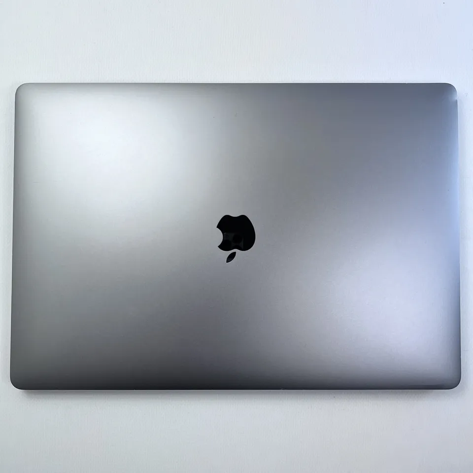MacBook Pro 16 2019 (зроблений в 2019) i9-2.3/64/512 Space Gray — фото 1
