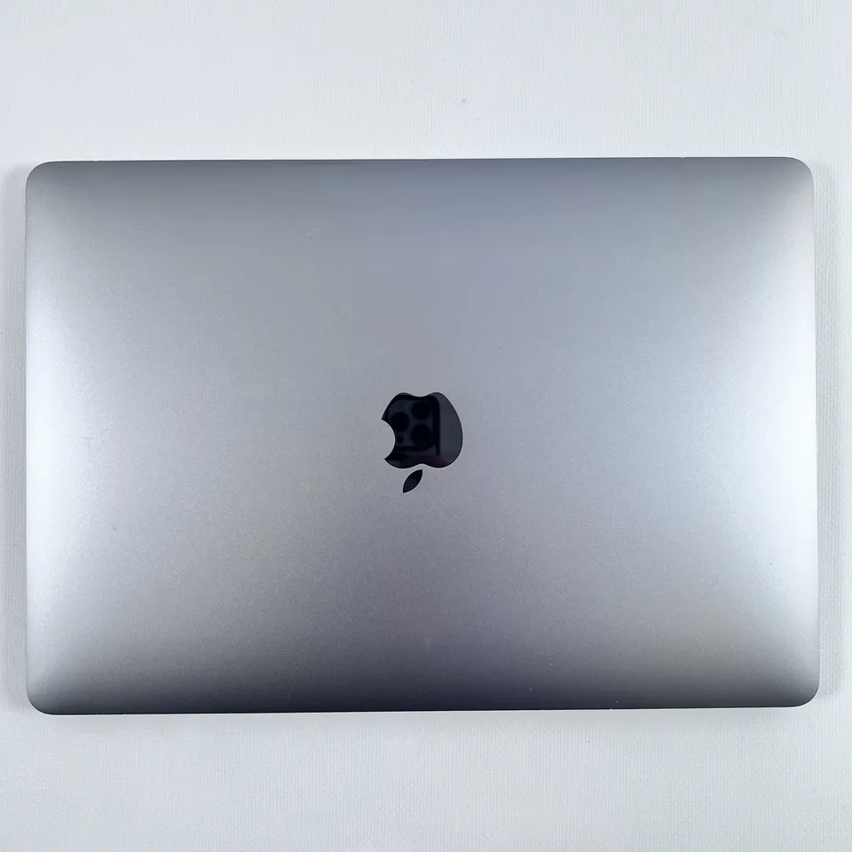 MacBook Pro 13 2020 i5-2,0/16/512 Space Gray, батарея 85% — фото 1