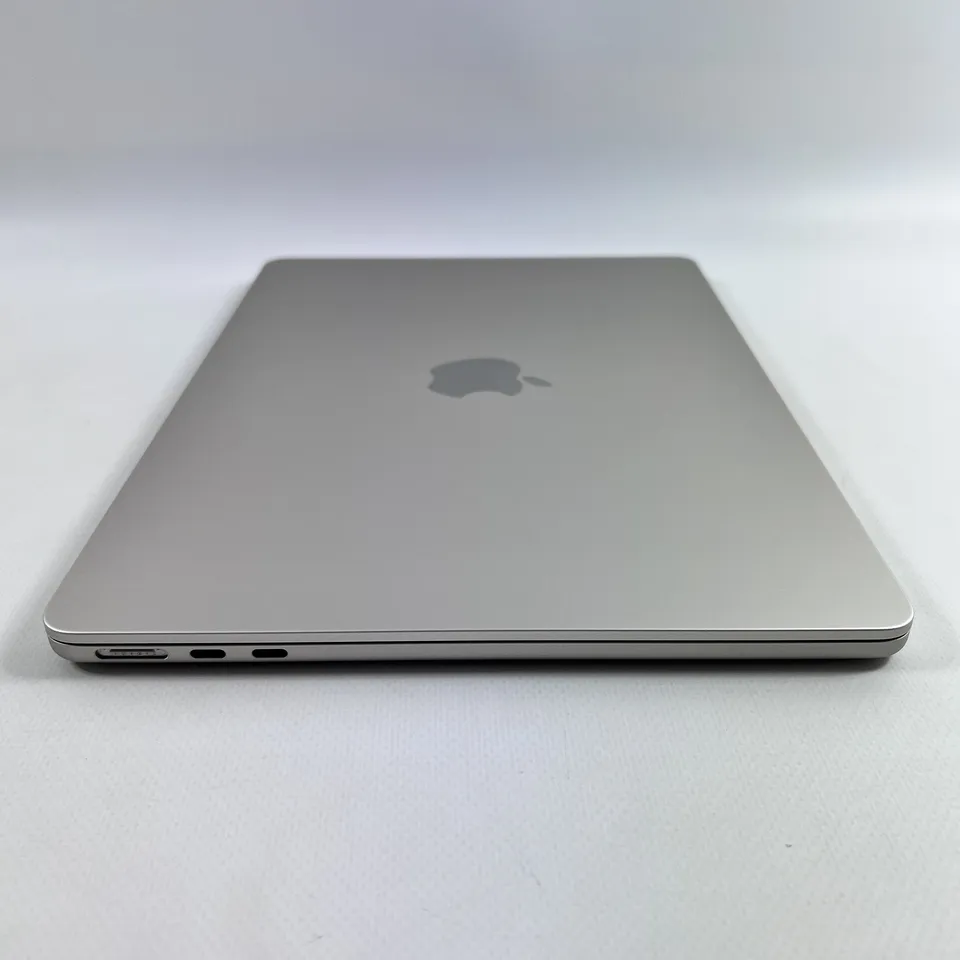 MacBook Air 13 2025 M4/24/512 Starlight 10CPU 10GPU, батарея 97% — фото 3