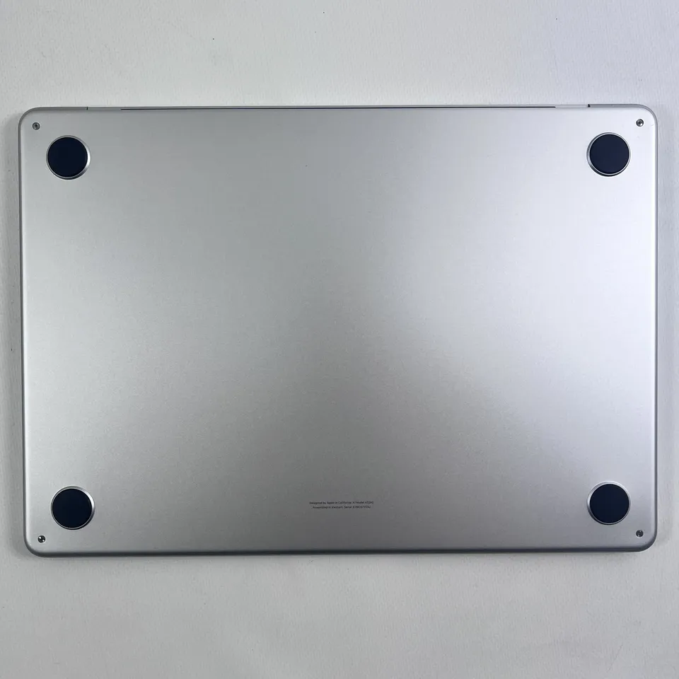 MacBook Air 13 2025 M4/16/256 Silver 10CPU 8GPU, батарея 100% — фото 6