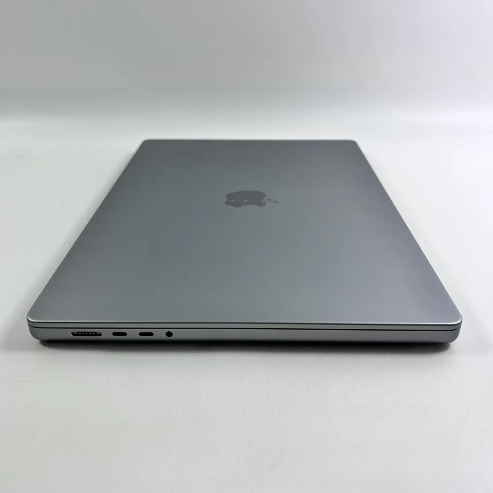 MacBook Pro 16 2021 M1 Pro/32/512 Space Gray, батарея 79% — фото 3