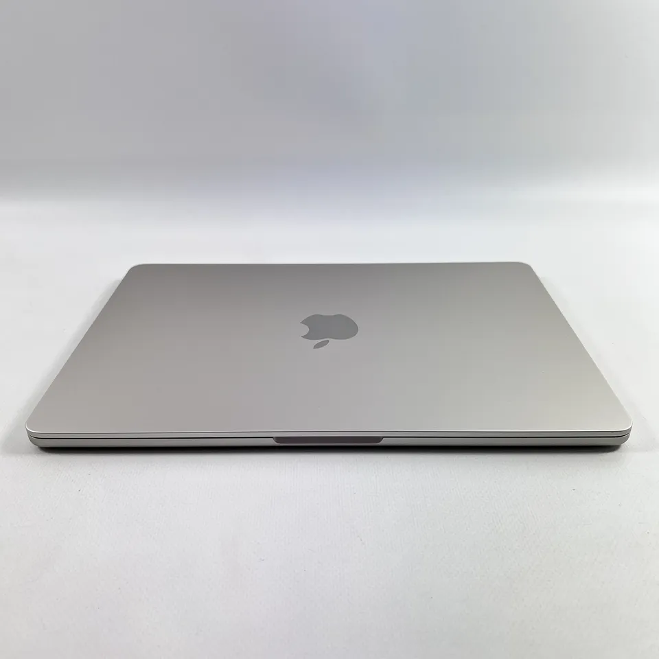 MacBook Air 13 2025 M4/24/512 Starlight 10CPU 10GPU, батарея 97% — фото 2