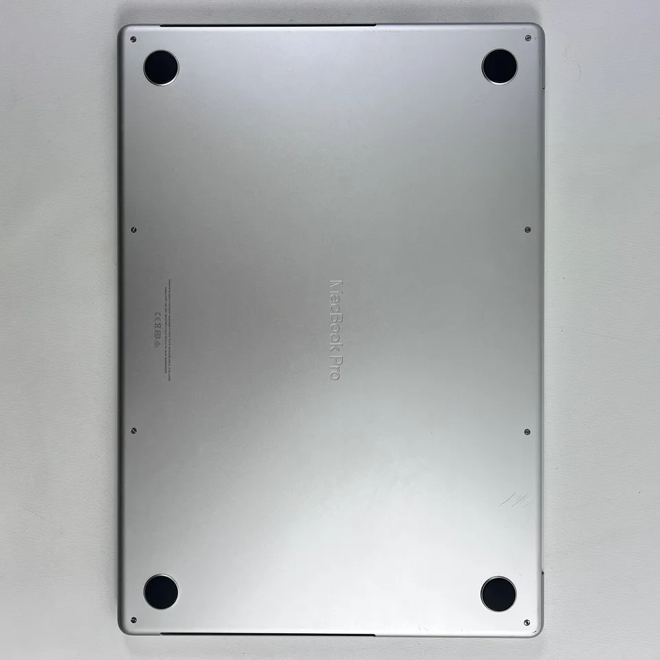 MacBook Pro 16 2021 M1 Max/64/1TB Silver 10 CPU 24 GPU, батарея 81% — фото 6