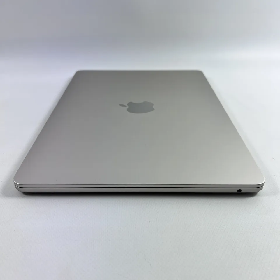 MacBook Air 13 2025 M4/24/512 Starlight 10CPU 10GPU, батарея 97% — фото 5