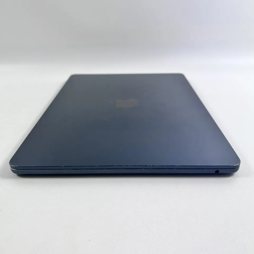 MacBook Air 13 2022 M2/24/1TB Midnight 8CPU 10GPU, батарея 87% — фото 5
